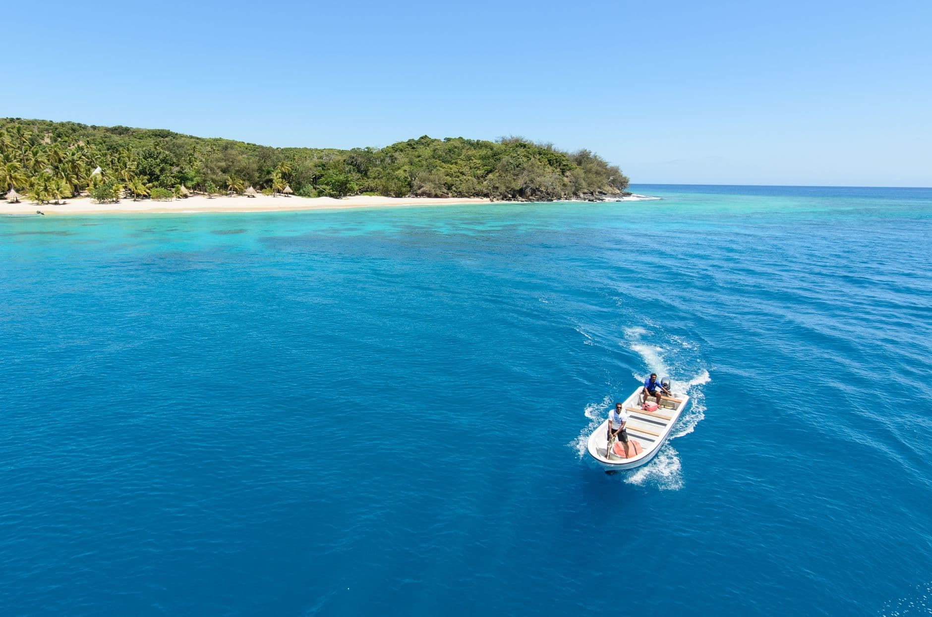 Turquoise sea and a small island, representative imagery for the Mamanuca Islands